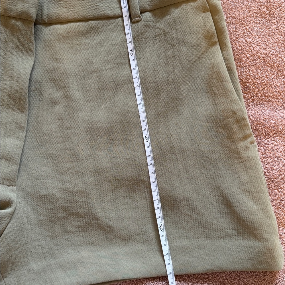 Aritzia Wilfred Anthem Shorts | Green Tailored Shorts | Size 12 | NWT - Picture 9 of 16
